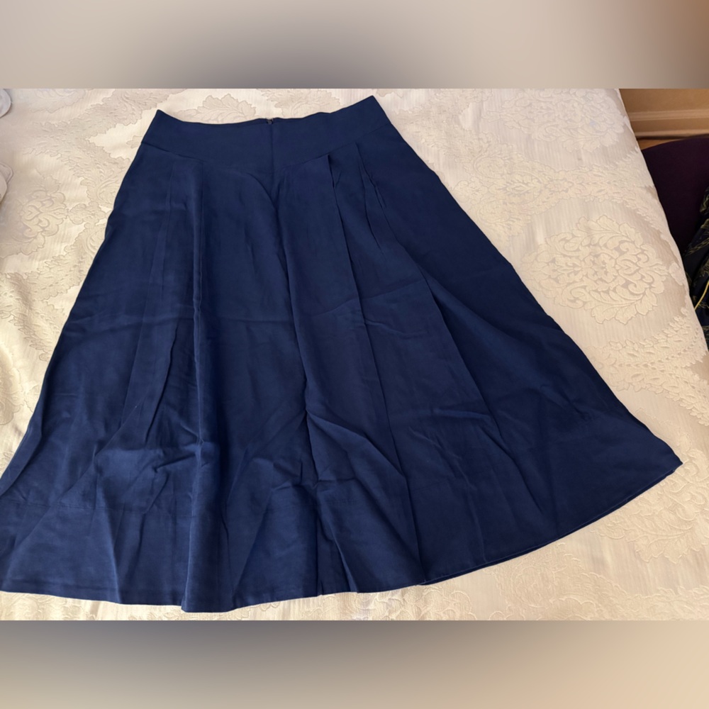NWT Banana Republic Navy Skirt Sz 14